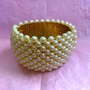Gold Pearl Bracelet